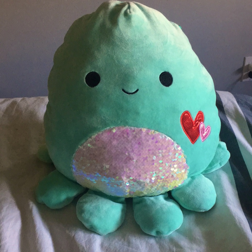 Octopus V-day Squishmallow🐙💕